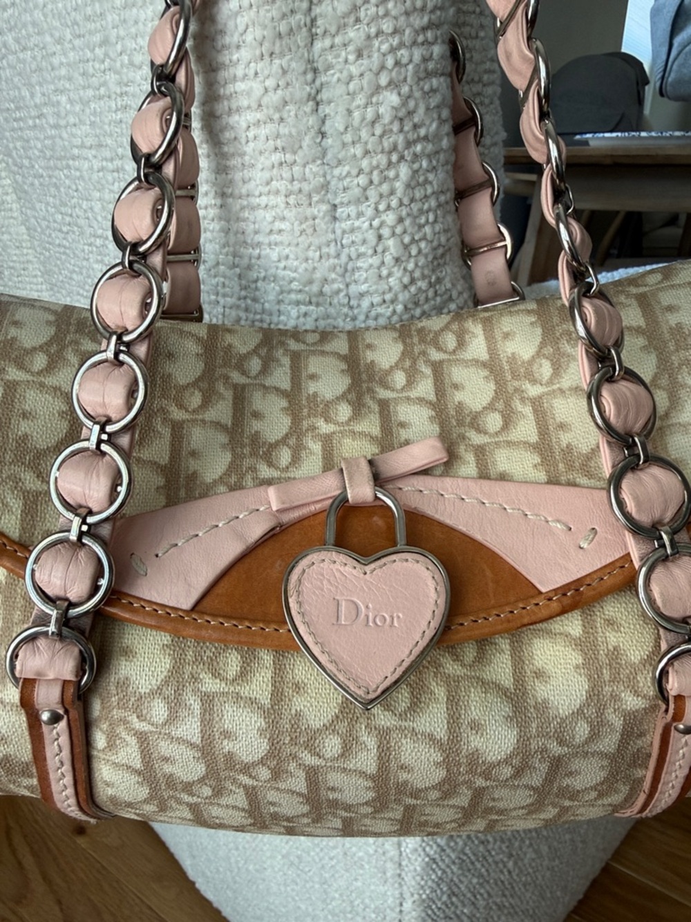 Vintage Dior Romantique Pink Heart Shoulder Bag - Picture 3 of 12